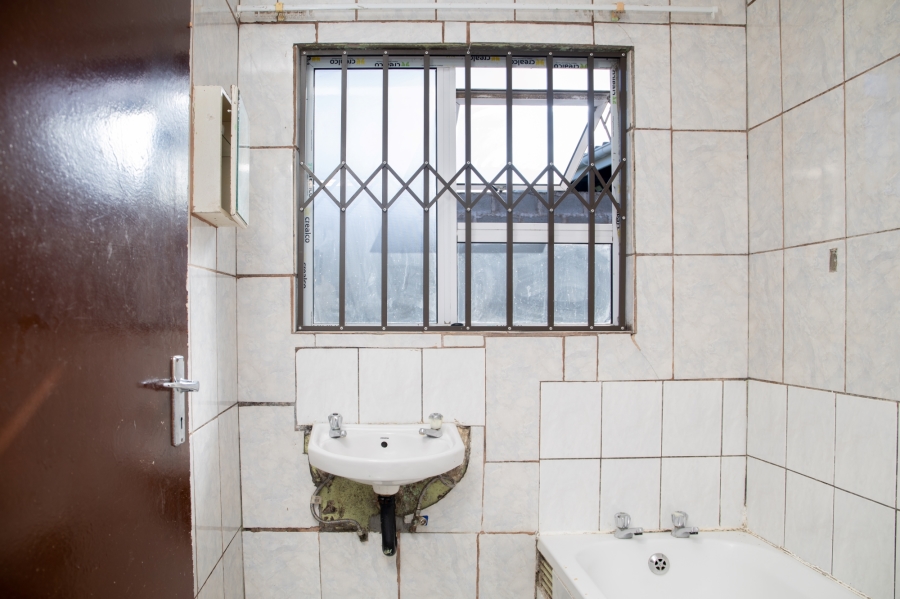 3 Bedroom Property for Sale in Sunnyridge Eastern Cape